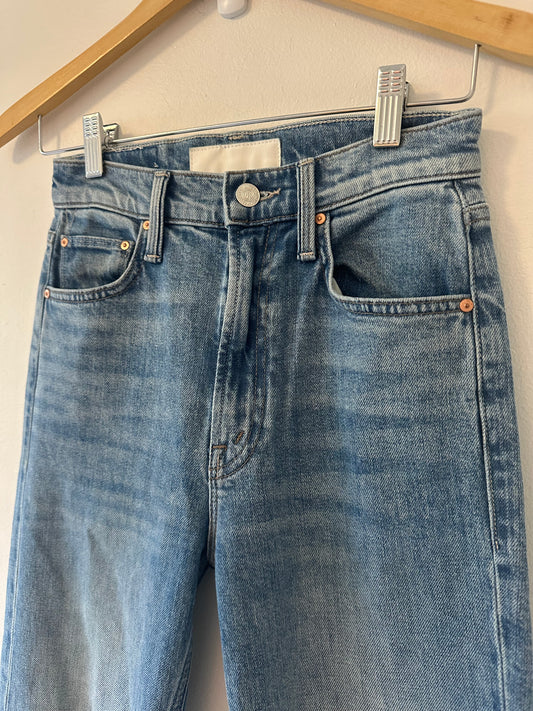 MOTHER High Waisted Rider Ankle Jeans in Salt of the Earth - Size 24