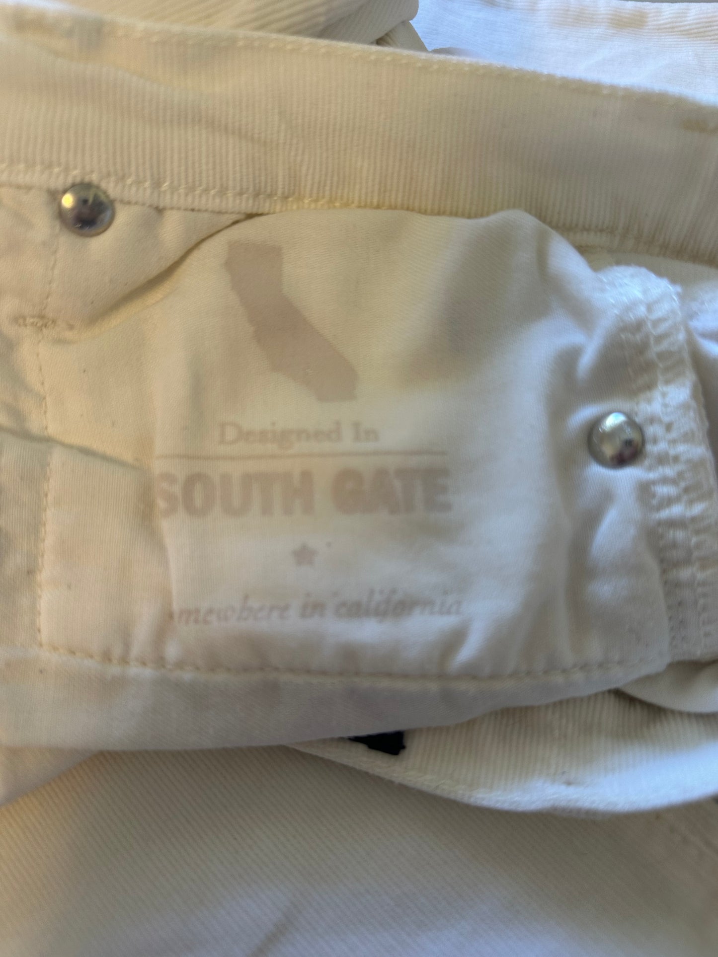 AG Adriano Goldschmied Stevie Ankle White Corduroy Jeans | Size 27