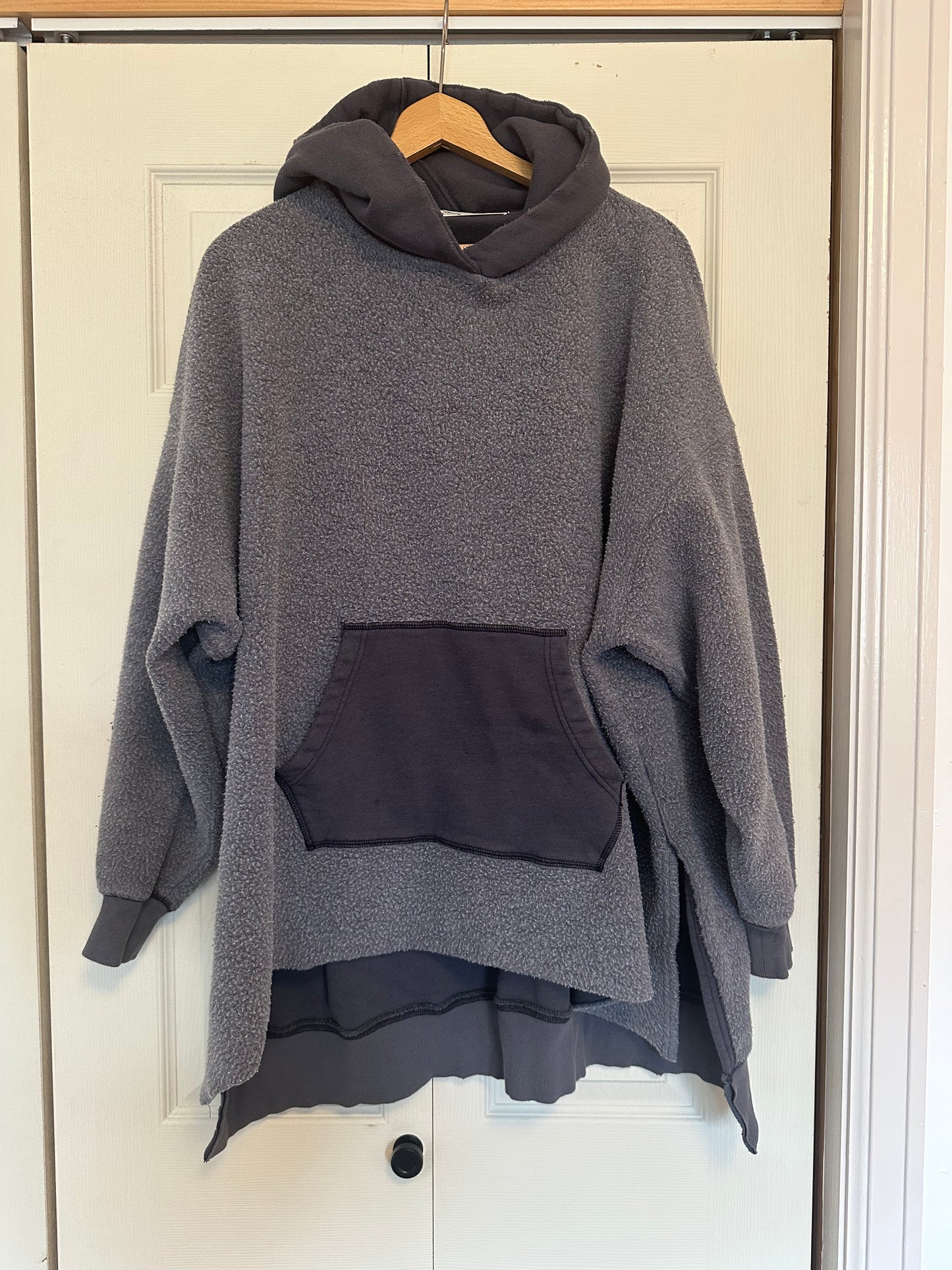We The Free Trademark High/Low Hoodie in Charcoal - Size XS