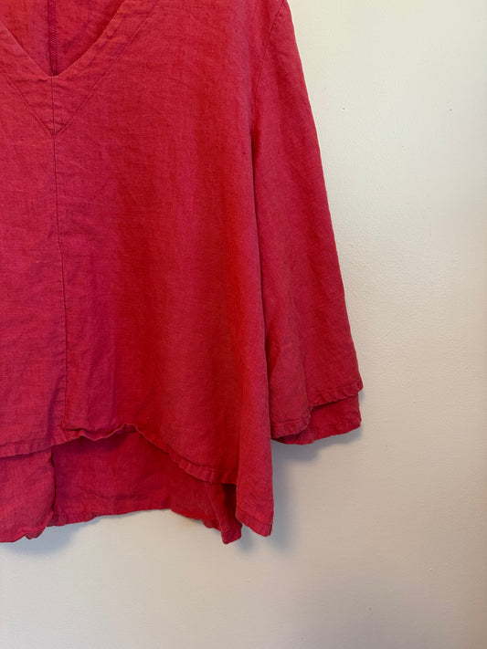 Bryn Walker Linen V-Neck Relaxed Fit Shirt in Fuchsia Pink | Size Medium