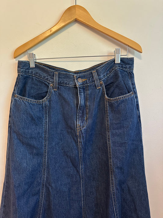 Levis Dark Wash Denim A-Line Flared Paneled Cotton Midi Skirt | Size 31