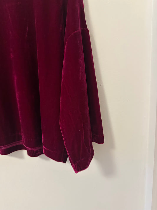 NWT Cupcakes & Cashmere Lelden Velvet Top in Fuchsia | Size Small
