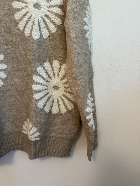 &merci Tan Round Flower Pullover Sweater | Size Small