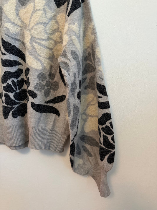 Truth by Republic Gray Floral Jacquard Mock Neck Pullover Sweater | Size Medium