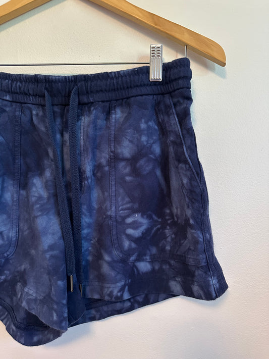 Athleta Farallon Drawstring Waist Shorts in Navy Blue Tie Dye Cotton Spandex | Size Small