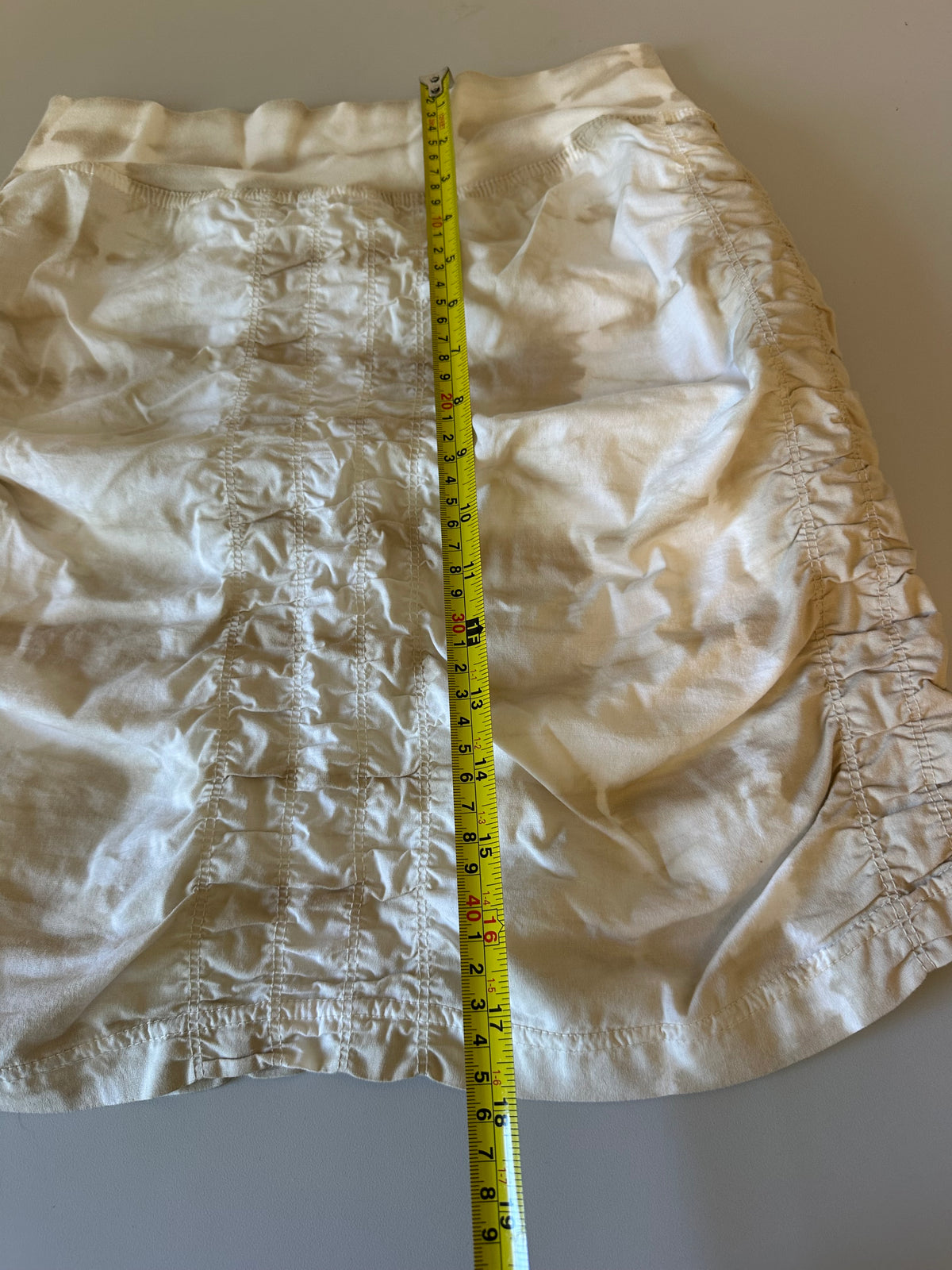 Wearables Tan Tie Dye Ruched Cotton Stretch Mini Skirt | Size XS