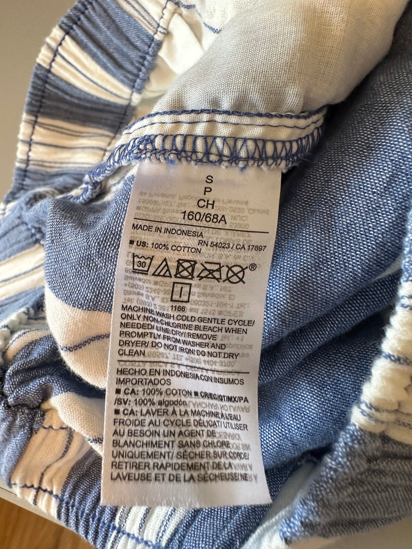 Old Navy Blue and White Striped Cotton Pull On Shorts | Size Small