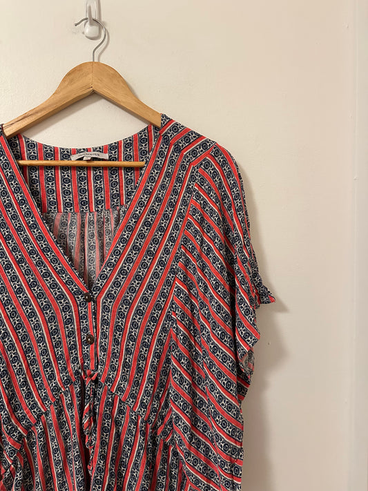 Olivaceous Tie Waist Red Printed Boho Blouse | Size Small