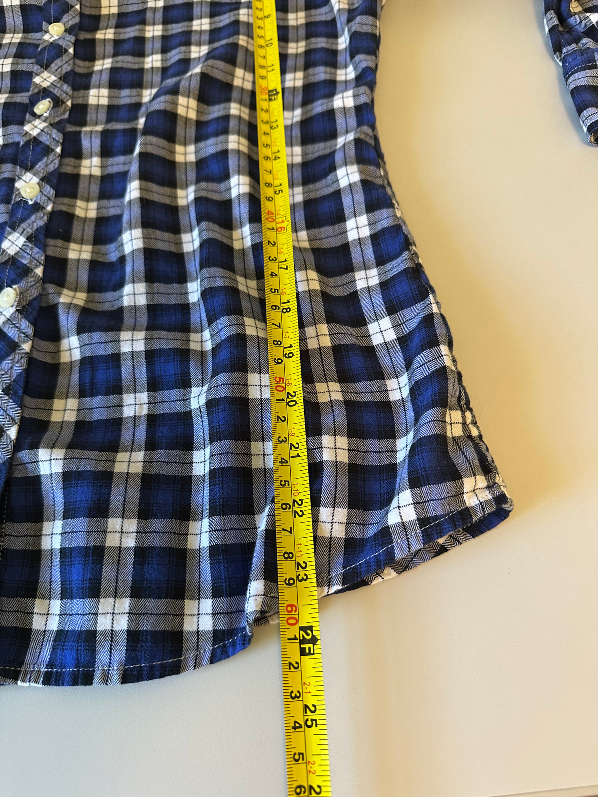 Banana Republic Soft Wash Blue and White Plaid Cotton Button Up Shirt | Size Small