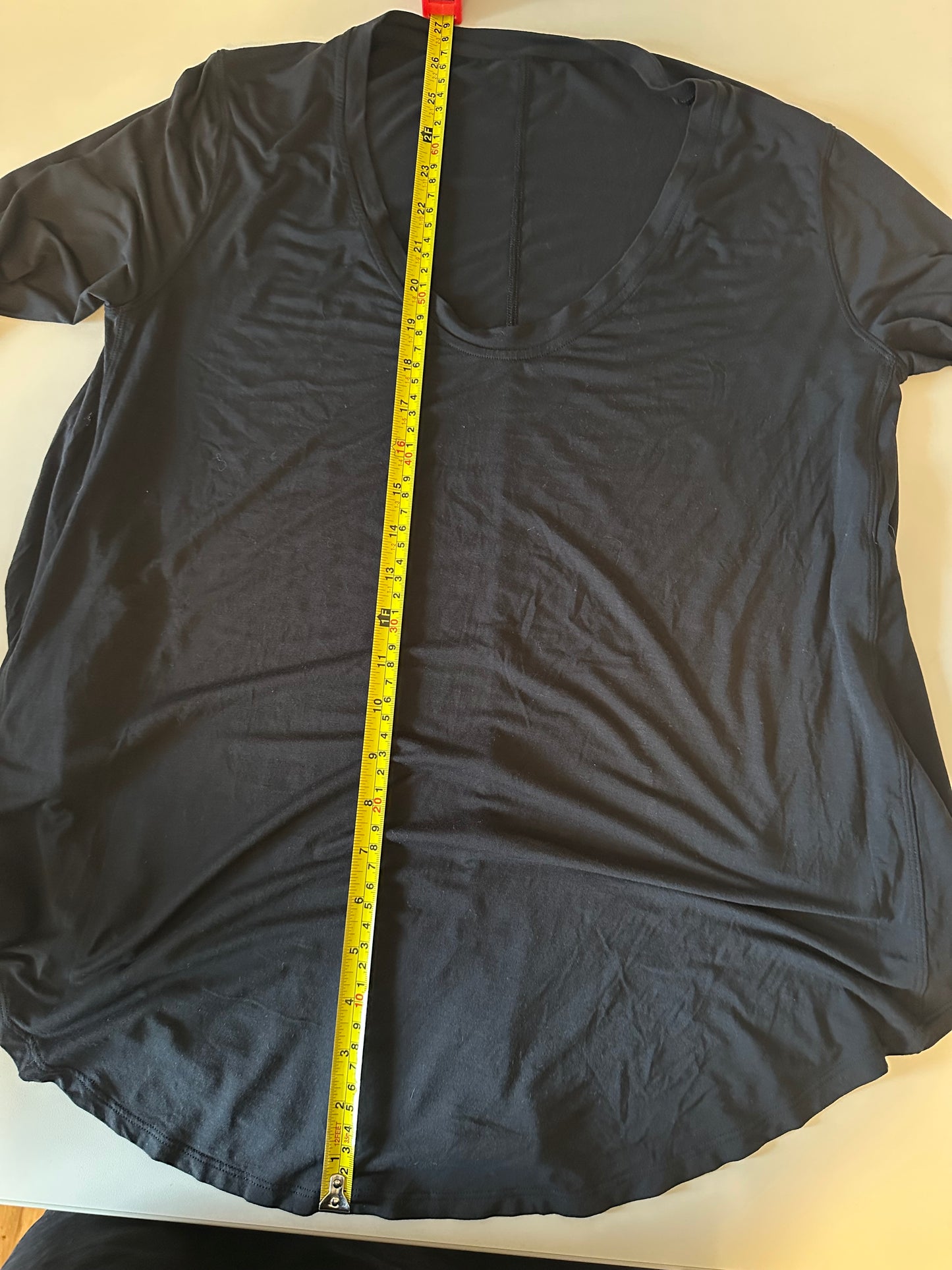 Lululemon Black Long Sleeve Scoop Neck High Low Relaxed Fit Top