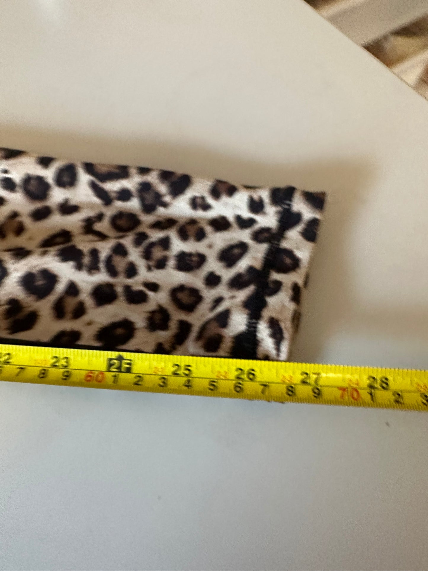 Colorfulkoala Leopard Print High Waisted Leggings | Size Medium