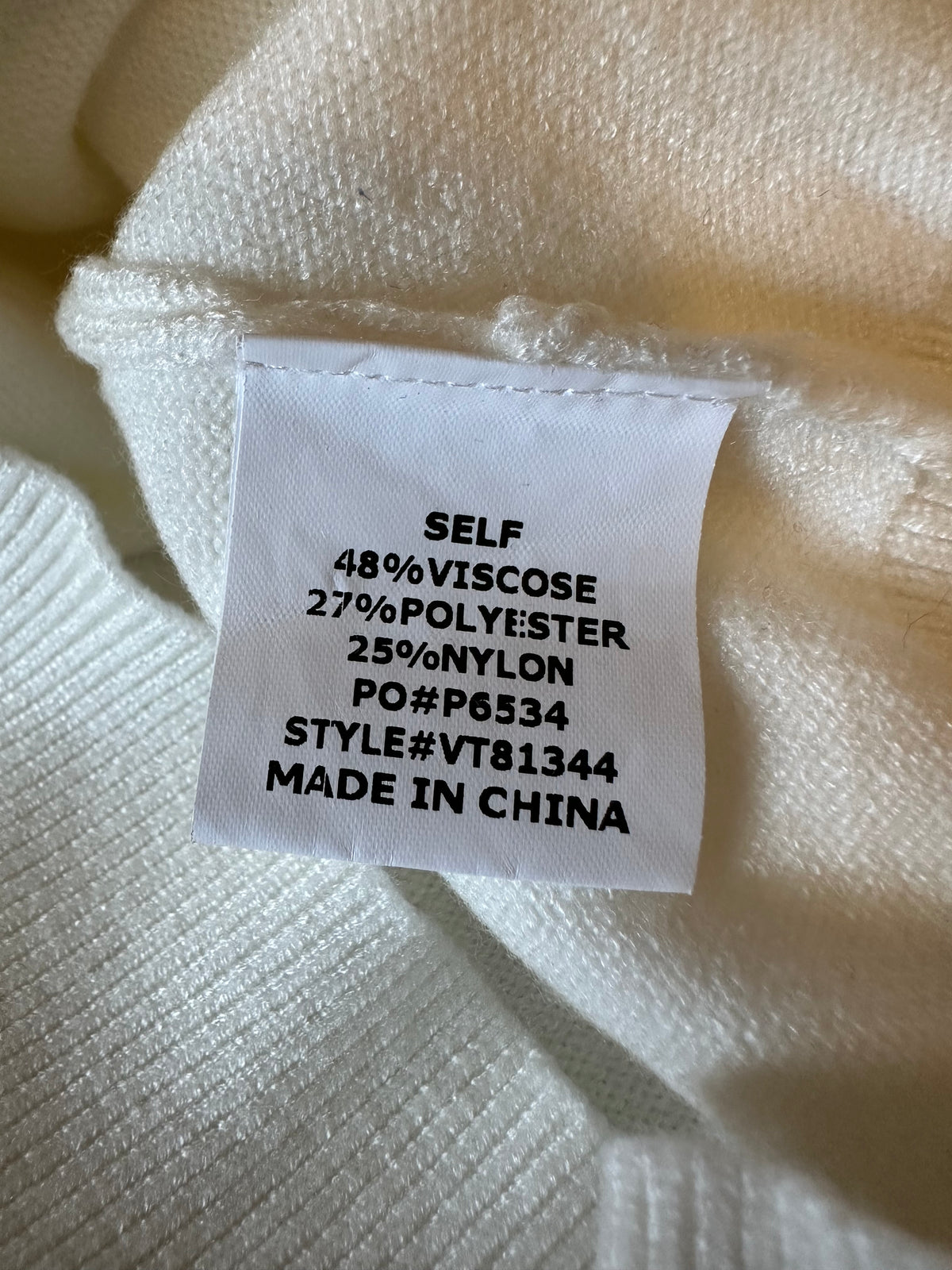 Vine & Love Ivory White Puff Short Sleeve Knit Sweater | Size Medium