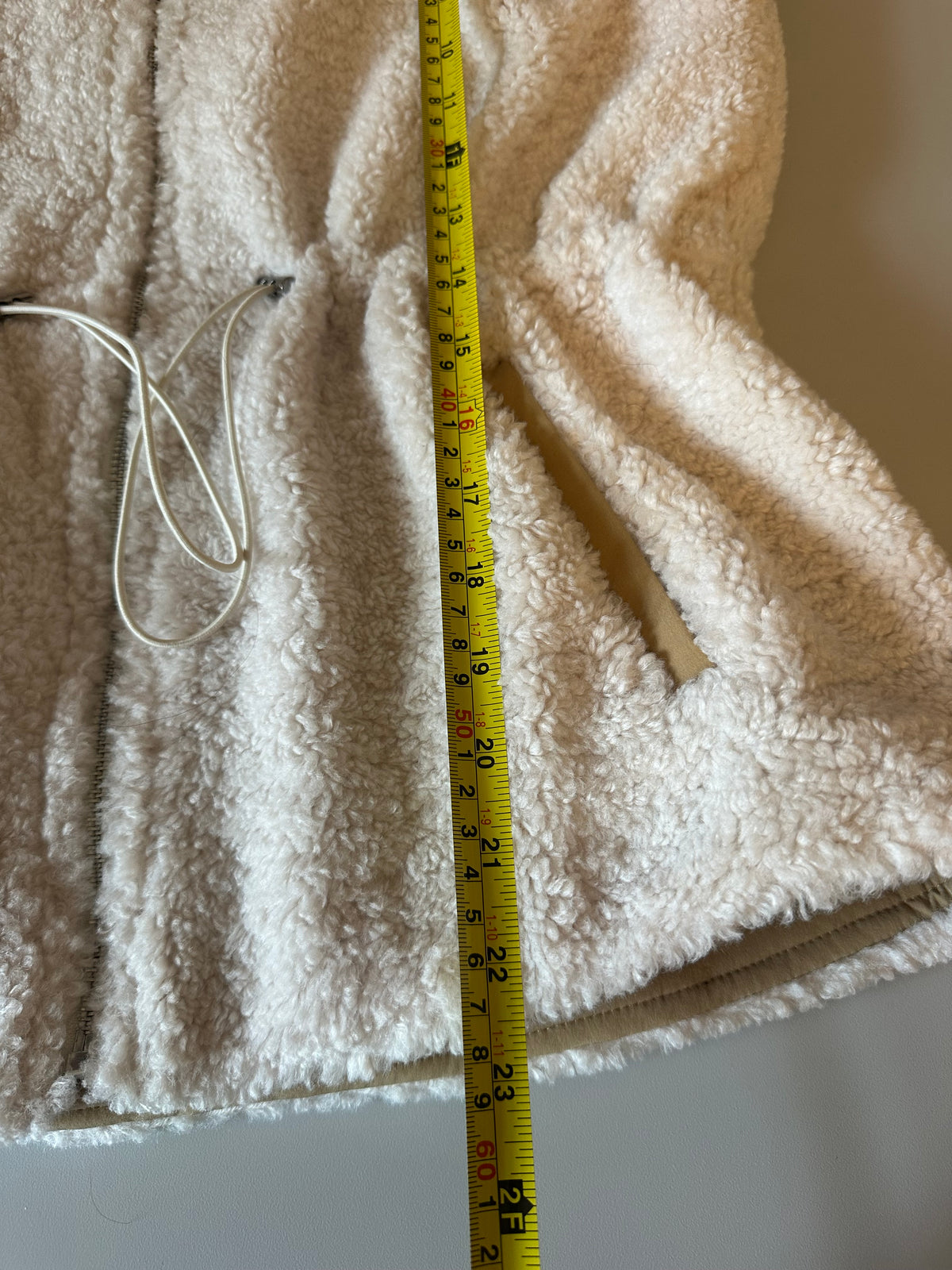 Jodifl Mixed Media Sherpa Vest in Tan and Cream | Size Small