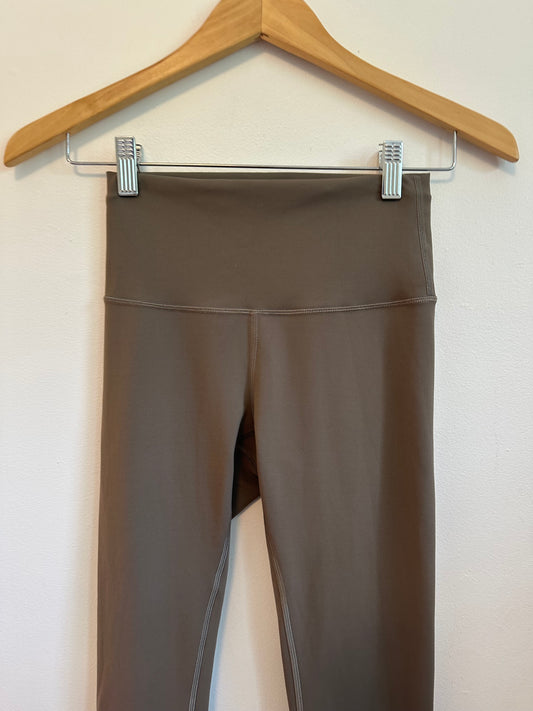 Lululemon Wunder Train High-Rise 25" Leggings in Brown | Size 4