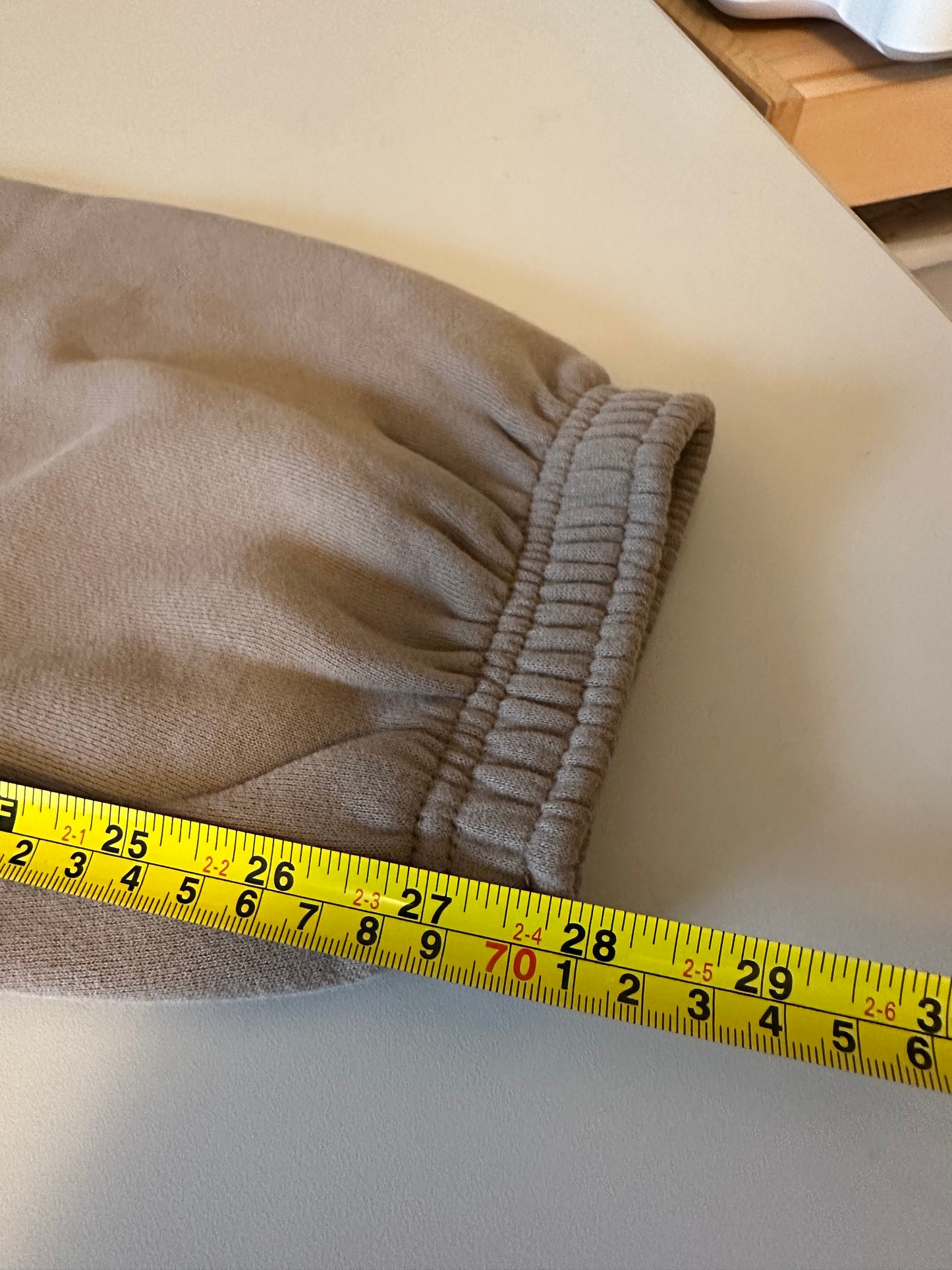 NWT Aritzia Cozy Fleece Mega Jogger Sweatpants in Taupe Brown | Size Small