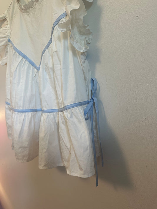 Lalavon White Cotton Flutter Sleeve Peplum Side Tie Top | Size Medium