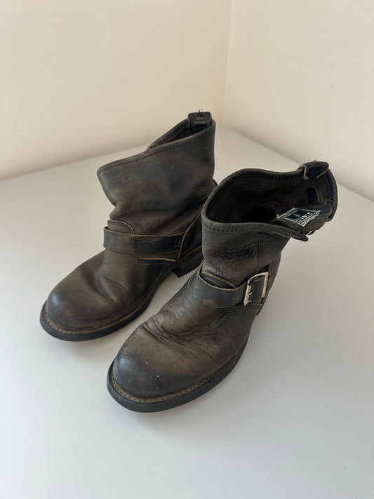 Frye Vintage Veronica Booties in Distressed Black Leather | Size 7