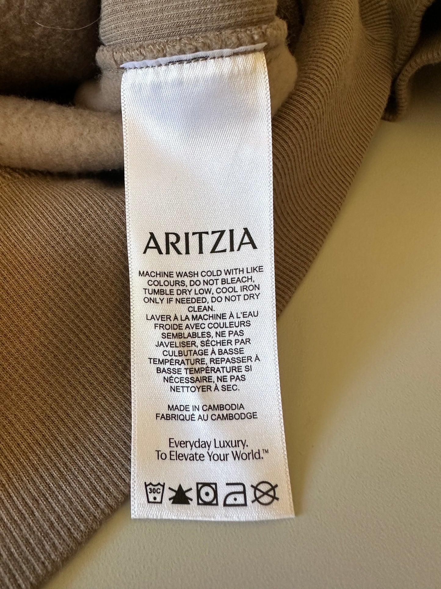 Aritzia Sweatfleece Cozy Fleece Boyfriend Zip Hoodie in Taupe Brown | Size Small