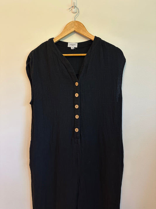 AnnieWear Black Cotton Gauze Sleeveless Wide Leg Button Front Jumpsuit | Size Small