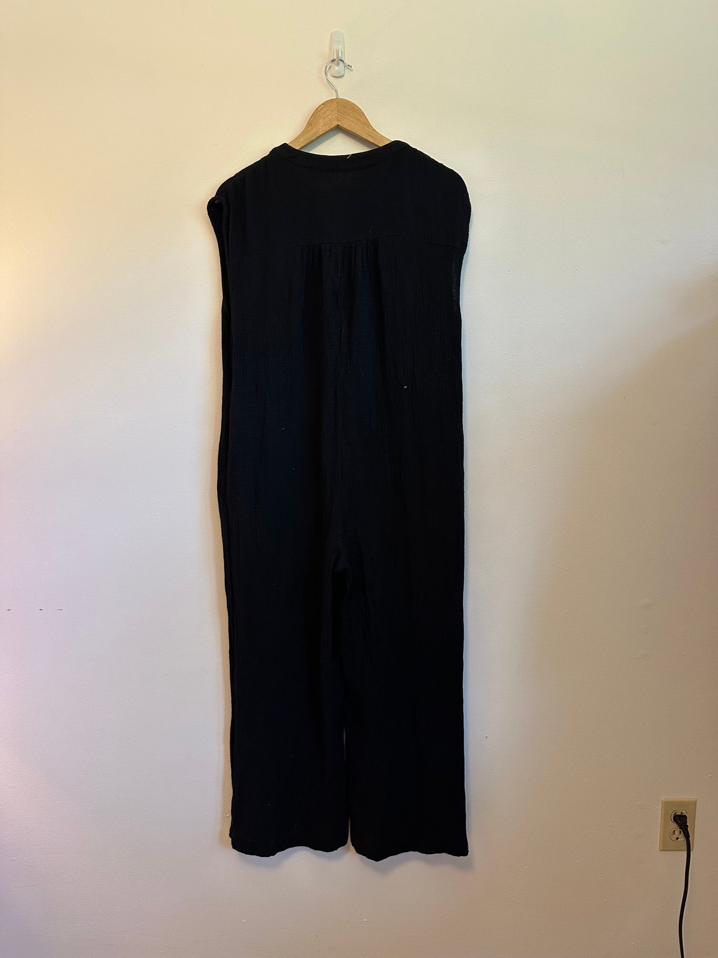 AnnieWear Black Cotton Gauze Sleeveless Wide Leg Button Front Jumpsuit | Size Small
