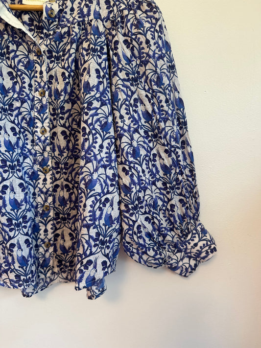 Maeve x Anthropologie Blue and White Puff Sleeve Button Down Blouse | Size Small