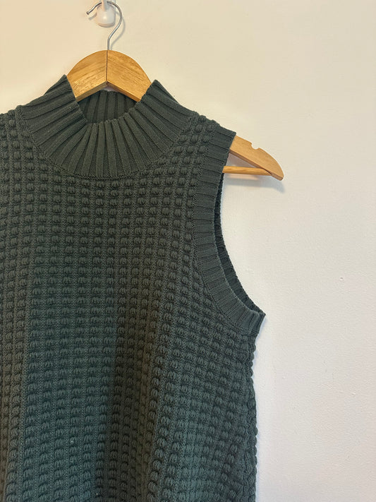 French Connection Forest Green Popcorn Knit Mock Neck Sleeveless Sweater | Size Small