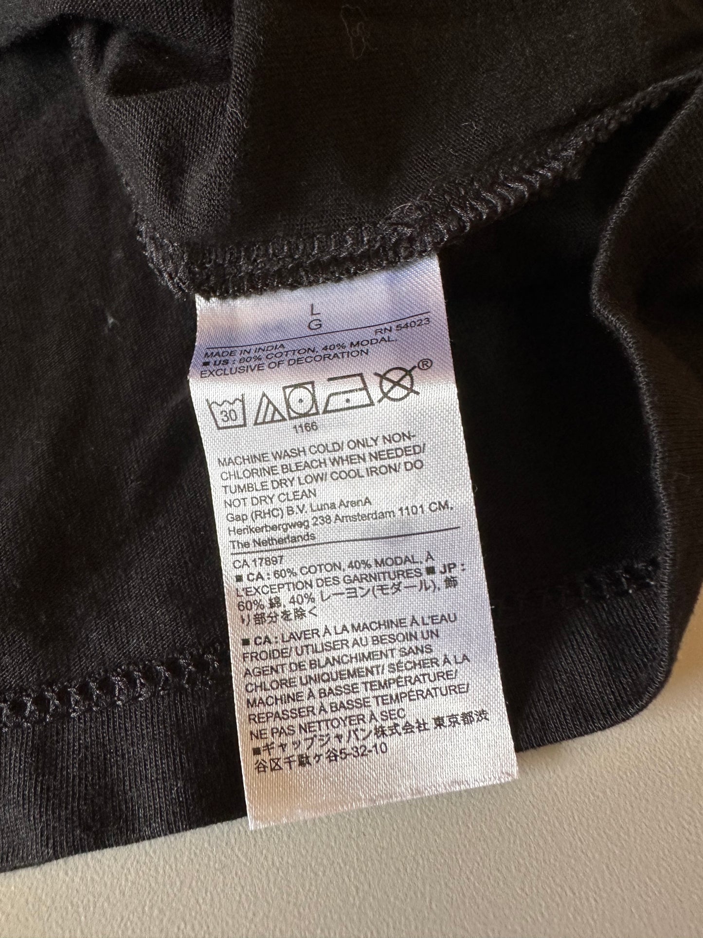 Banana Republic Black Sleeveless Muscle T-Shirt | Size Large