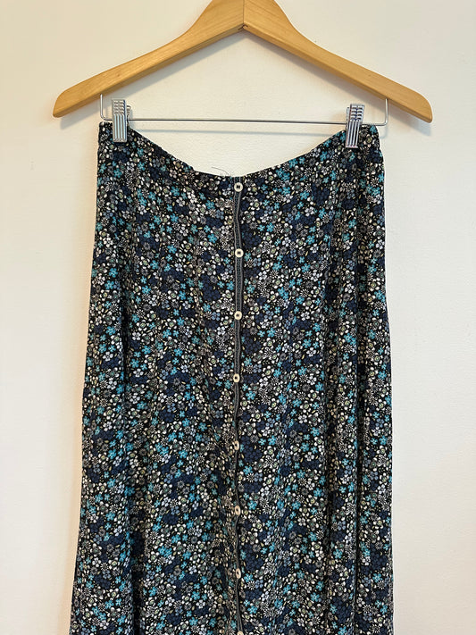 Max Studio Blue Floral Button Front Elastic Waist Midi Skirt | Size Medium