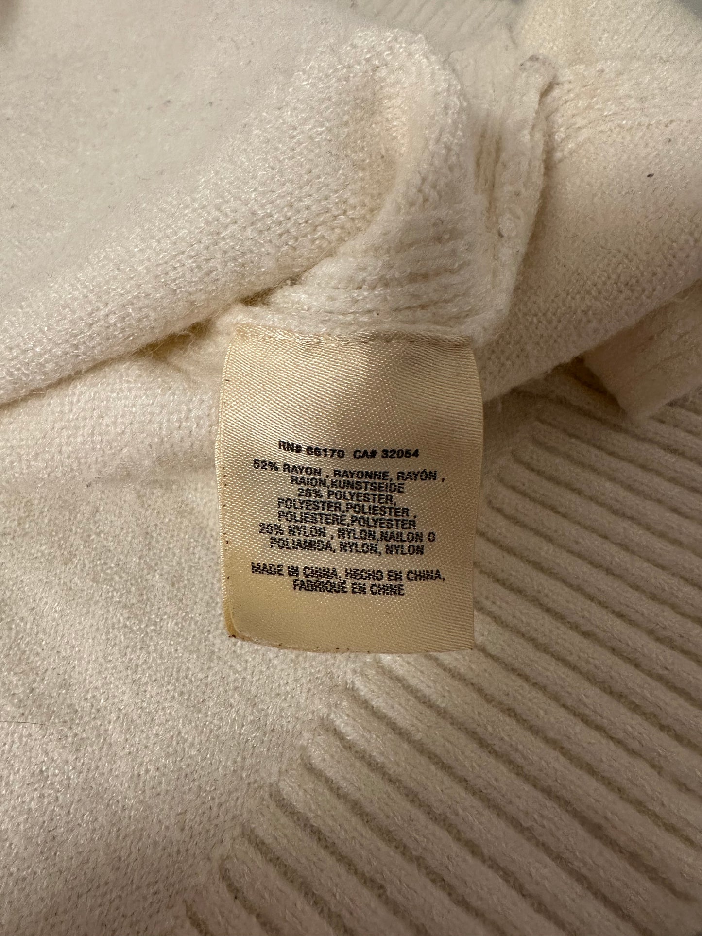 By Anthropologie Ivory V-Neck Relaxed Fit Long Sleeve Sweater | Size Medium