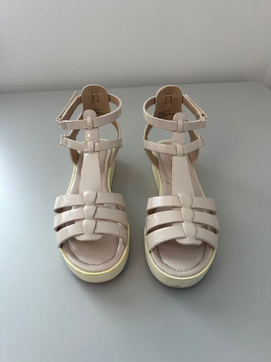 XOXO Pink Ankle Strap Sandals | Size 6