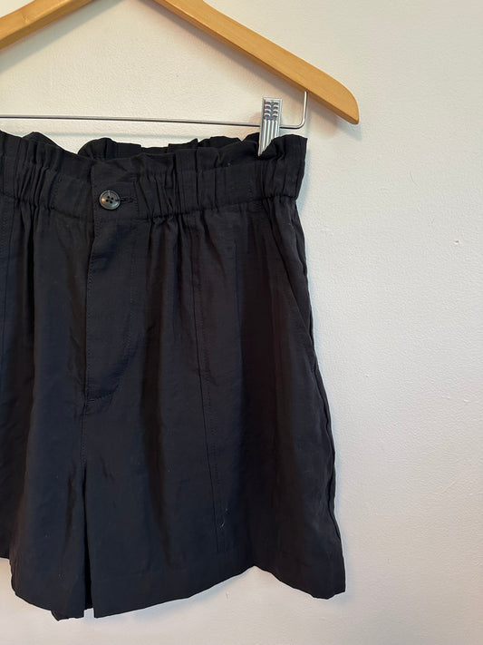 NWT Madwell Paperbag Pull On Shorts in Black | Size Small