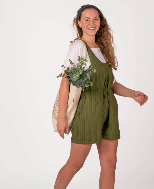 Soul Flower Slouchy Green Striped Overall Shorts | Size Large/XL