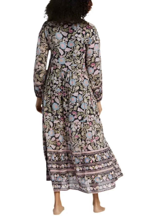 Billabong Adore You Long Sleeve Maxi Dress in Black Floral | Size Medium