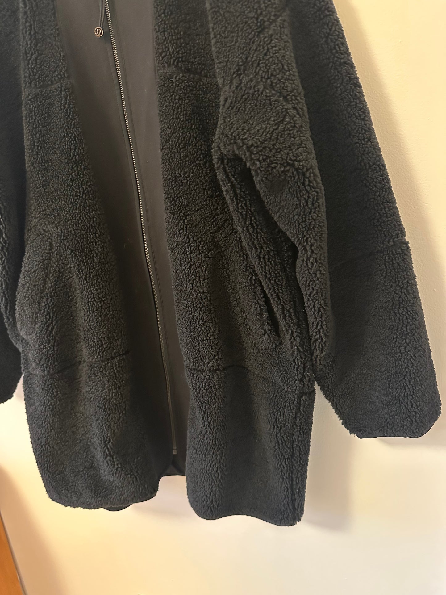 Lululemon Collarless Textured Fleece Full Zip Jacket in Black | Size 8