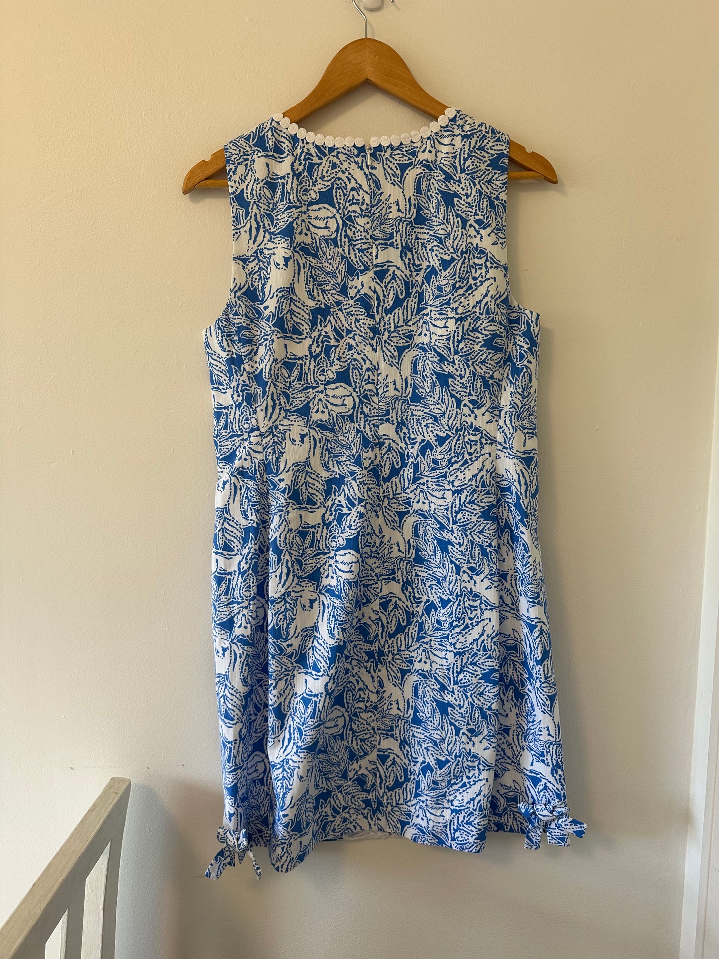 Lilly Pulitzer Melani Blue and White Sleeveless Shift Dress - Size 10