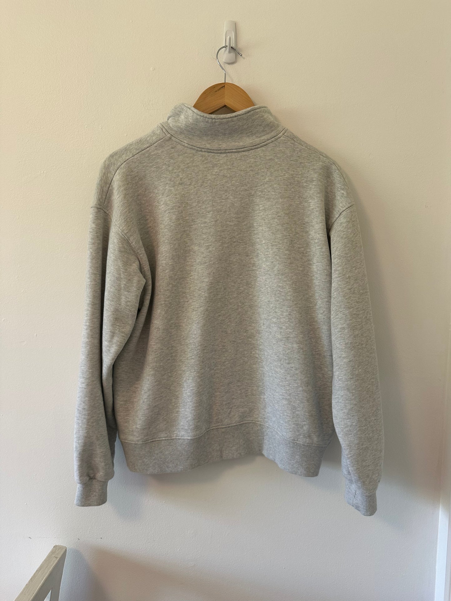 Le Bon Shoppe Noah Fleece Top in Heather Grey - Size Small