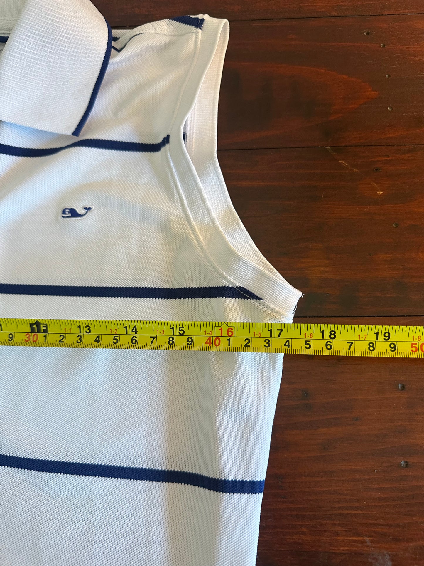 Vineyard Vines Golf Polo Size Medium