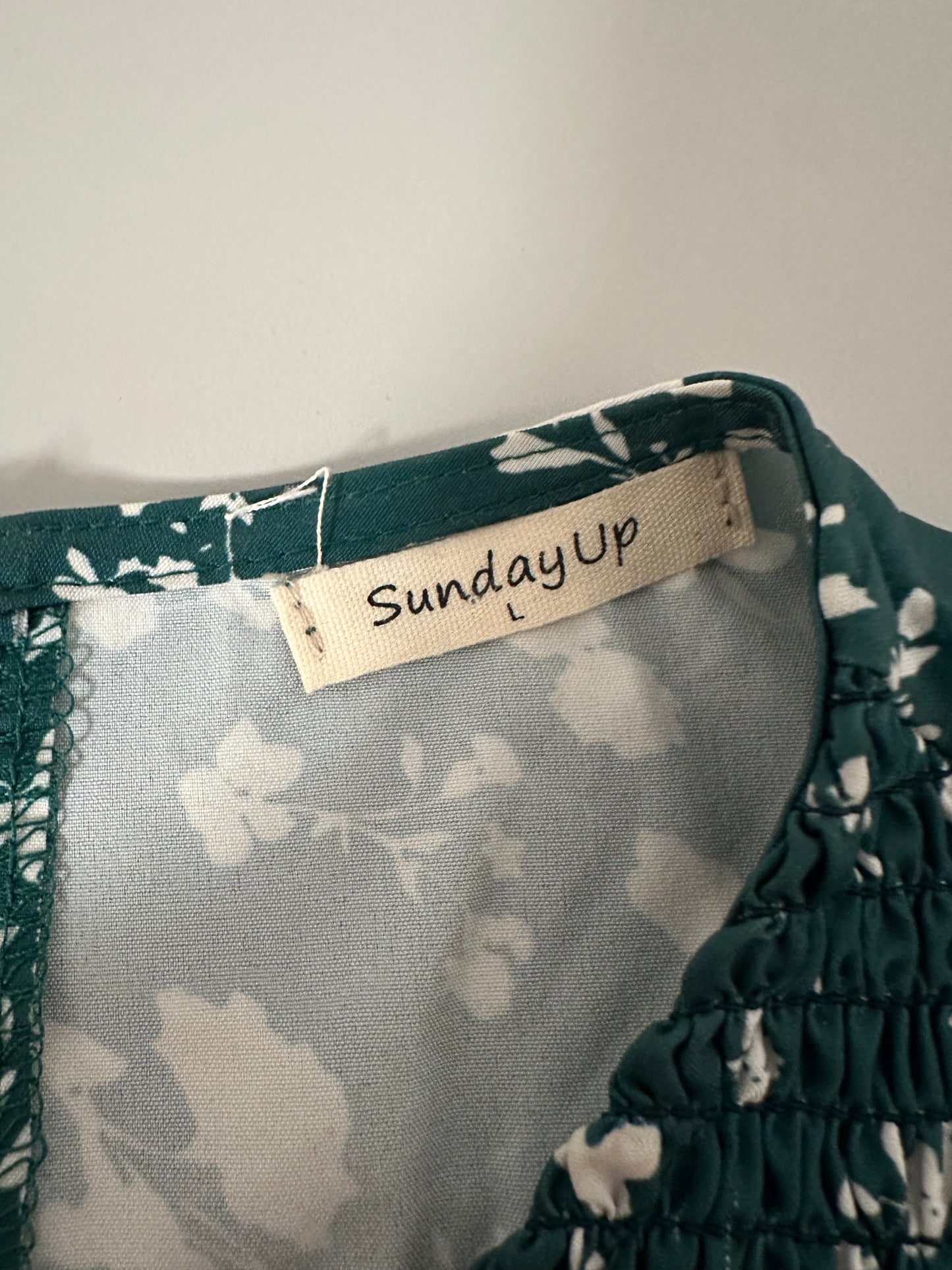 Sunday Up Smocked Green and White Floral Midi Dress | Size Large