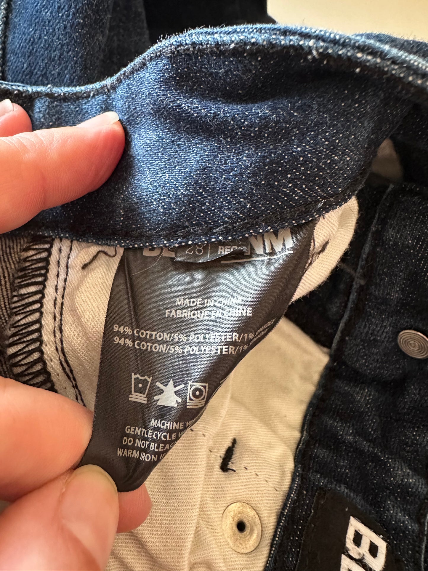 BLK DNM Women’s Stretch Skinny Jeans With Zipper Ankles | Size 28