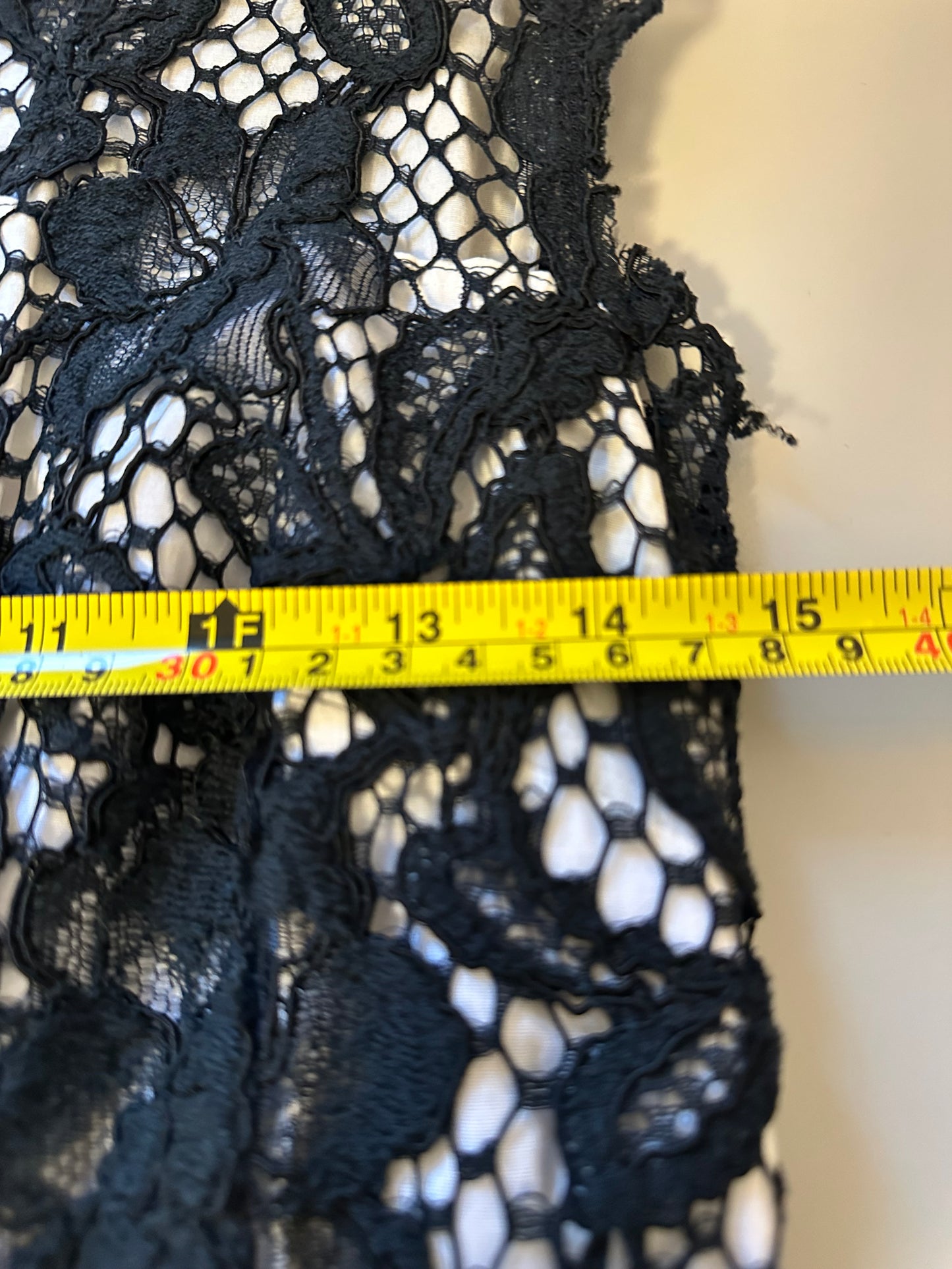 Elie Tahari Black Lace Knee Length Dress | Size 4