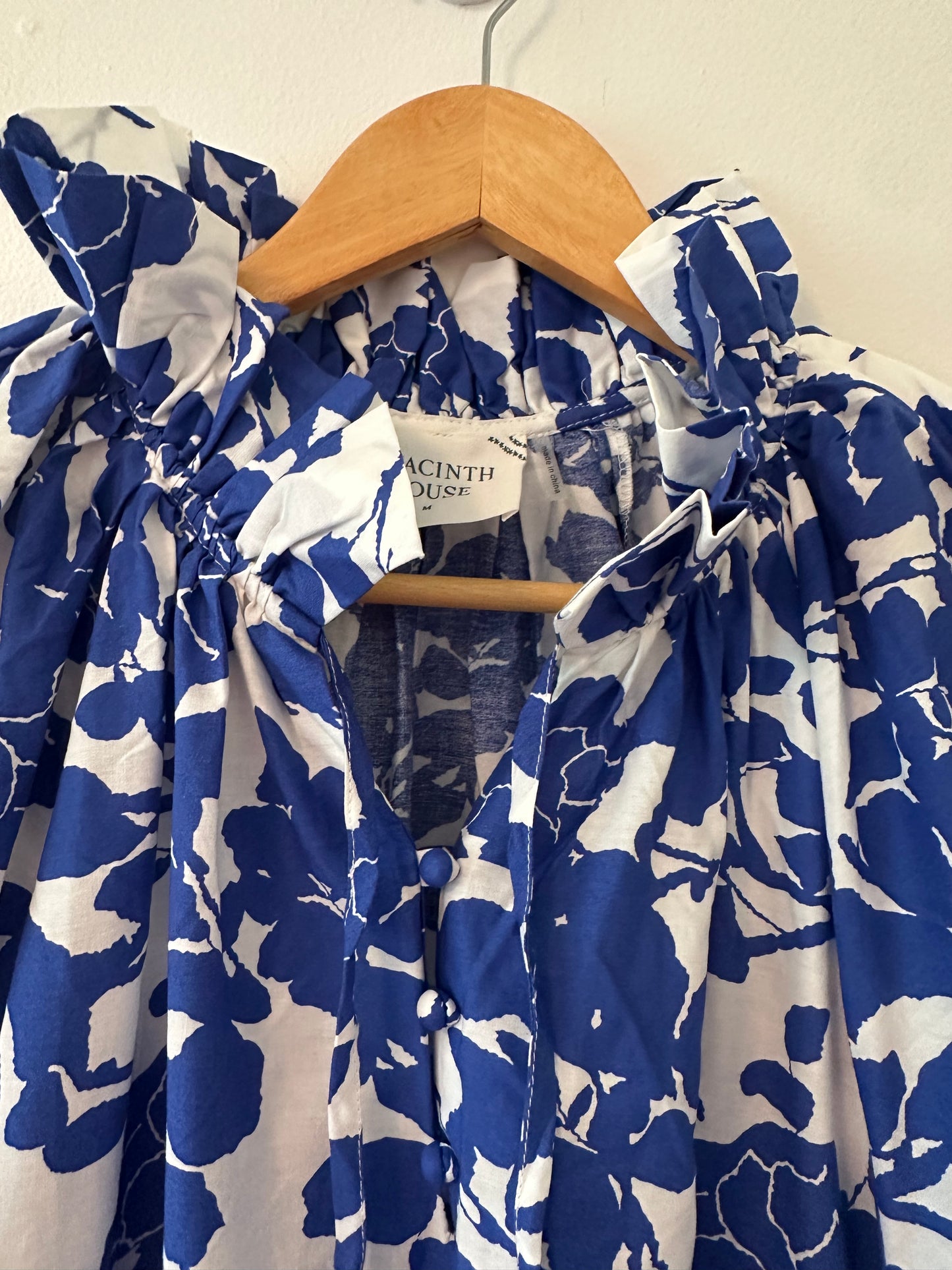 NWT Tuckernuck Hyacinth House Blue & White Floral Thea Mini Dress Size Medium
