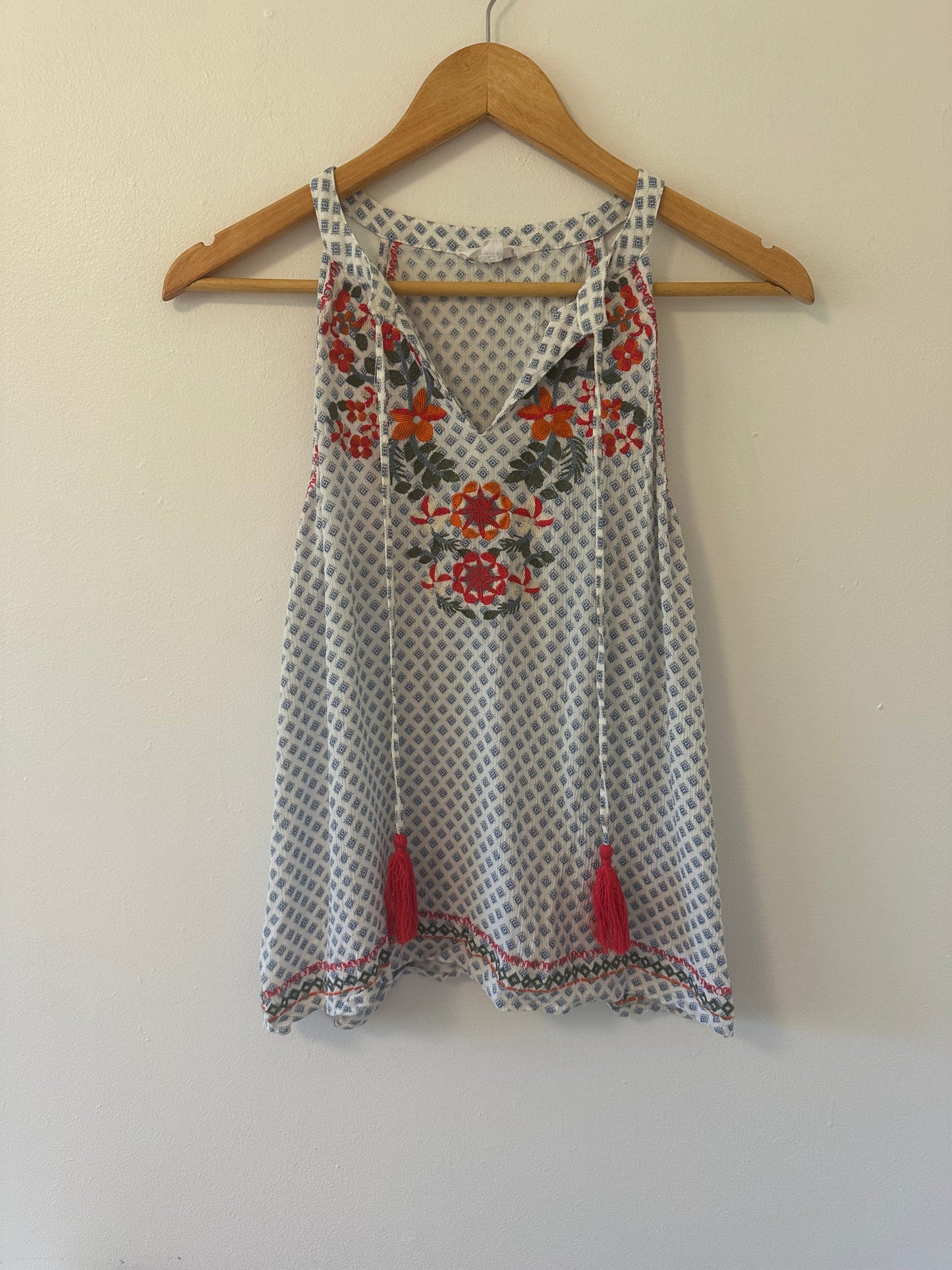 THML Embroidered Sleeveless Top in Blue and Red - Size Large