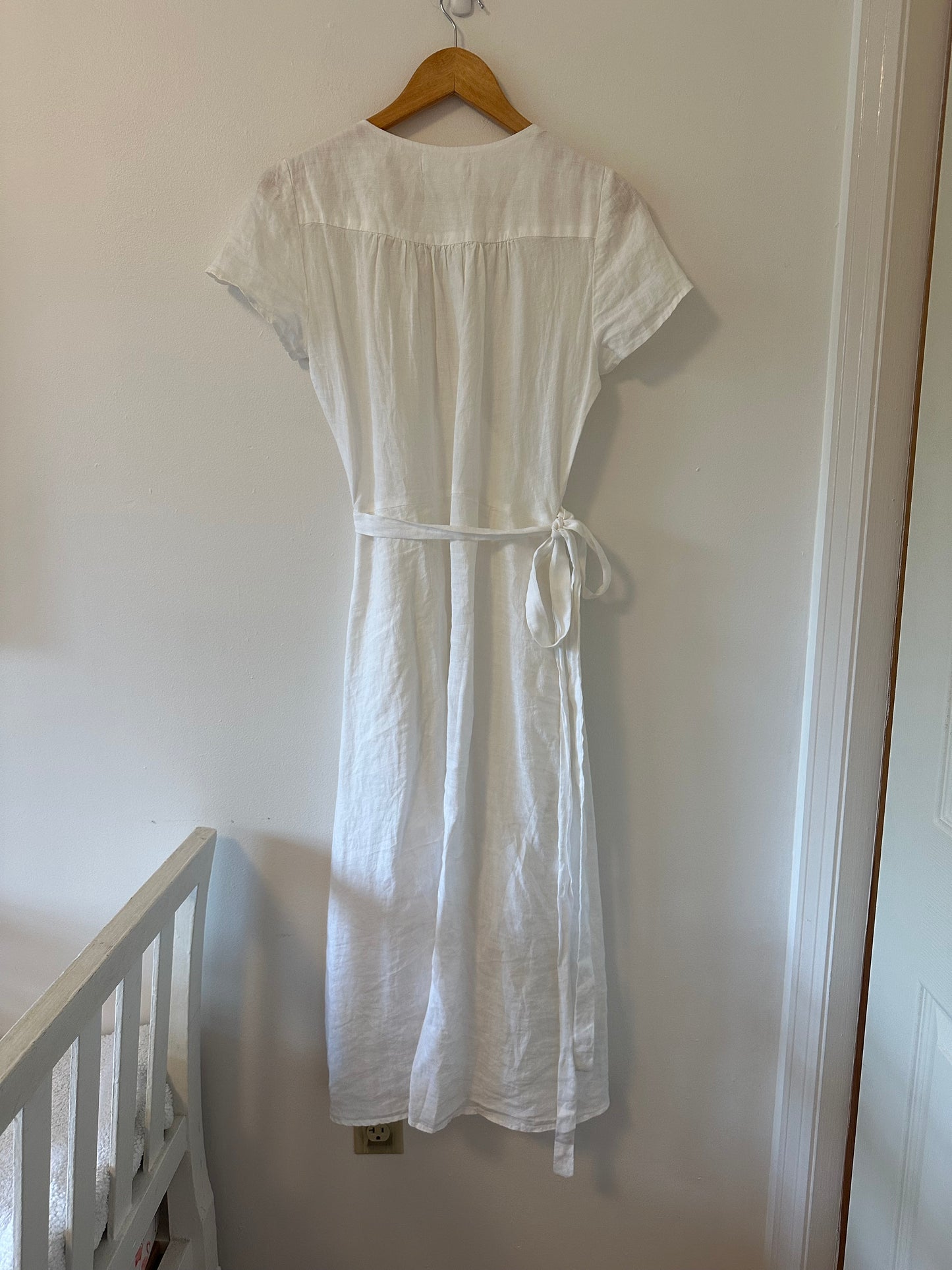Velvet by Graham & Spencer White Linen Wrap Dress - Size XS