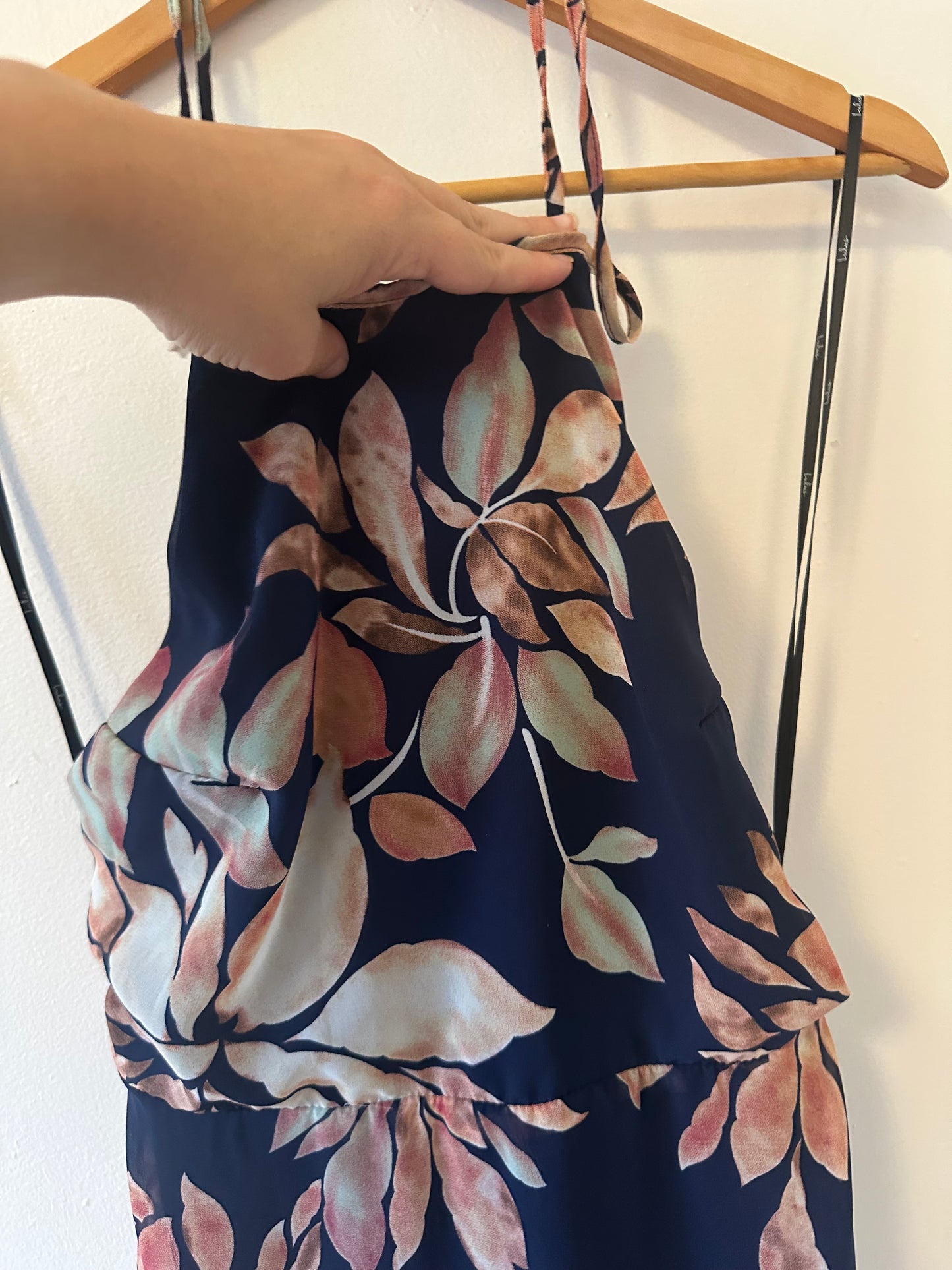 Lulus Adventure Seeker Navy Blue Floral Print Maxi Tie Back Dress | Size Medium