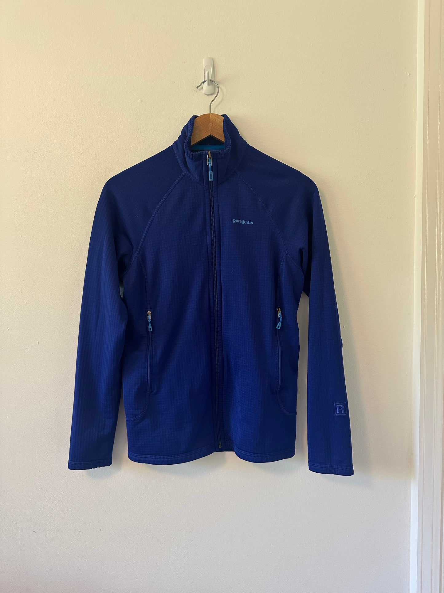 Patagonia Women’s R1® Full-Zip Jacket in Cobalt Blue | Size Medium
