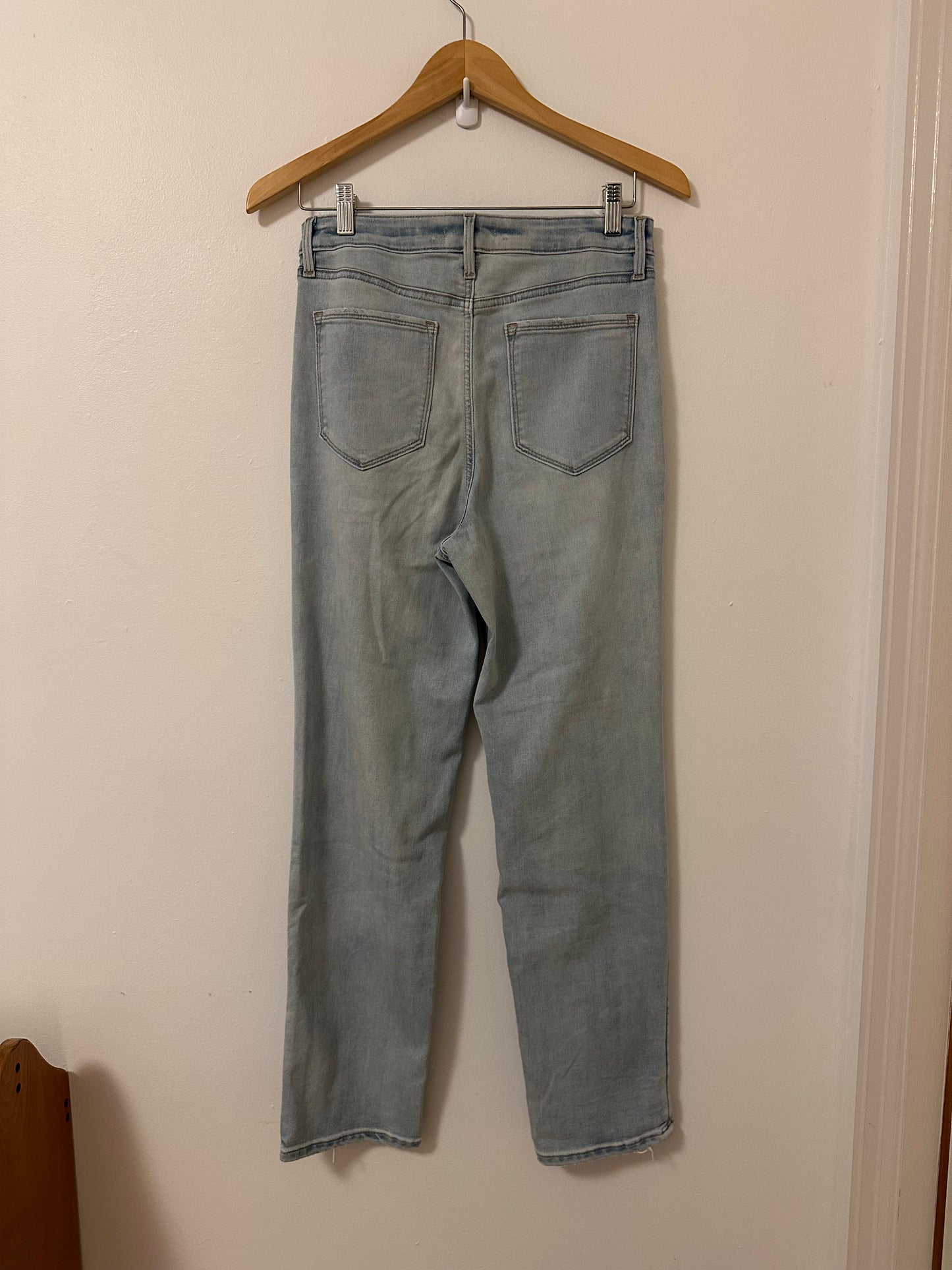 Athleta Light Blue Denim Straight Leg Stretchy Jeans | Size 6 Tall