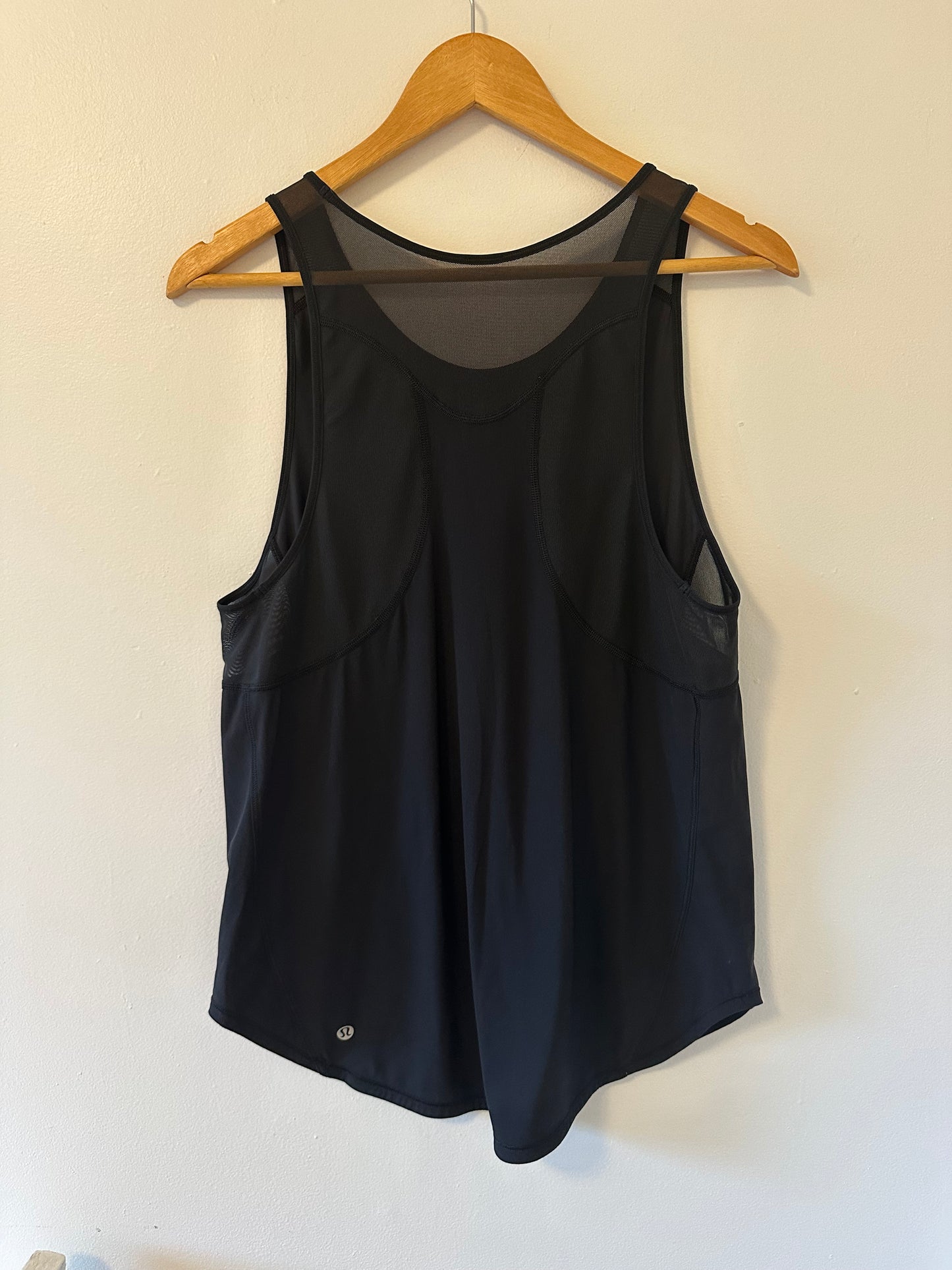Lululemon Sculpt Tank II in Black - Size 10