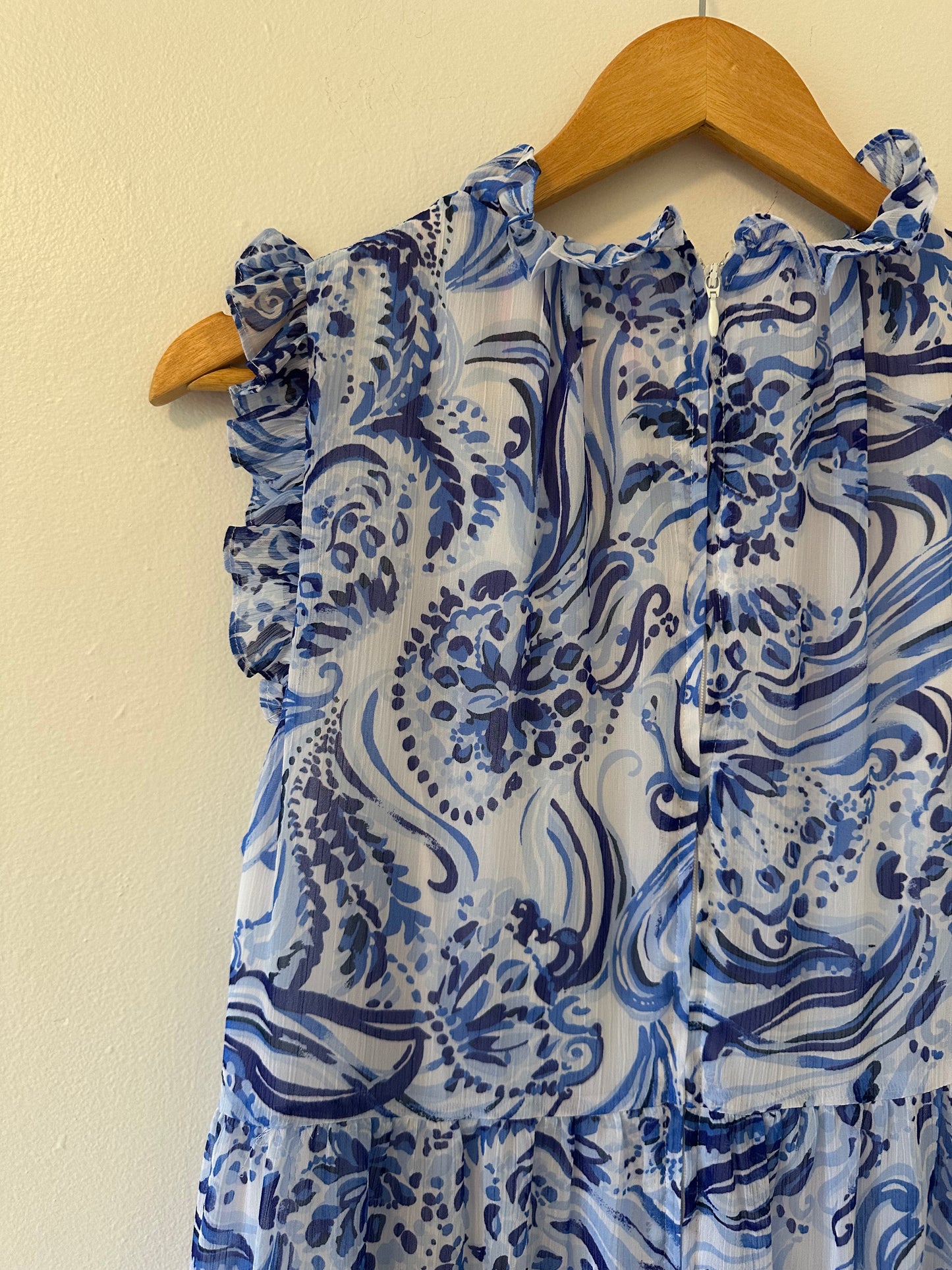 Lilly Pulitzer Jazzy Blue and White Sleeveless Dress - Size 10