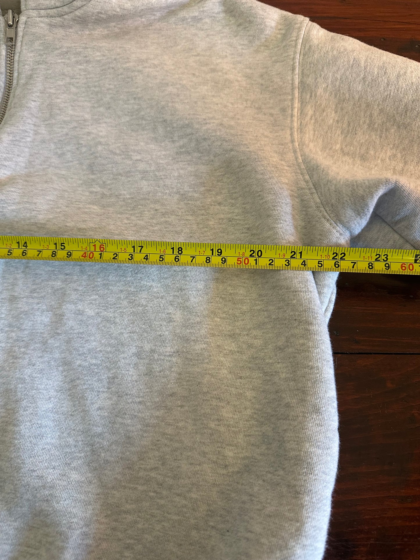 Le Bon Shoppe Noah Fleece Top in Heather Grey - Size Small