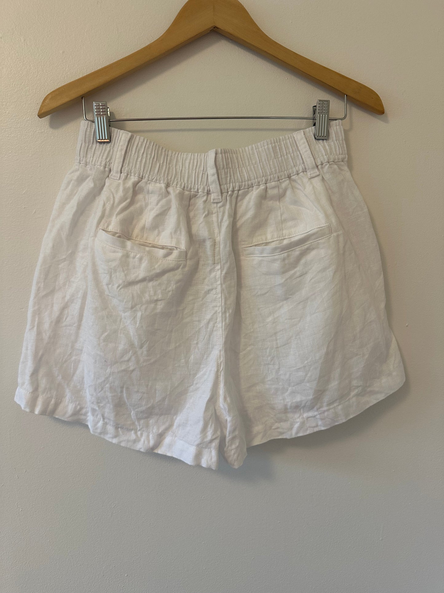 Madewell White Linen Shorts with Pleats and Elastic Waist - Size 4